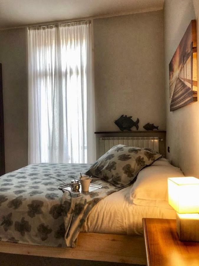 Cortile Del Forno Nel Centro Storico Apartment Арона Екстериор снимка